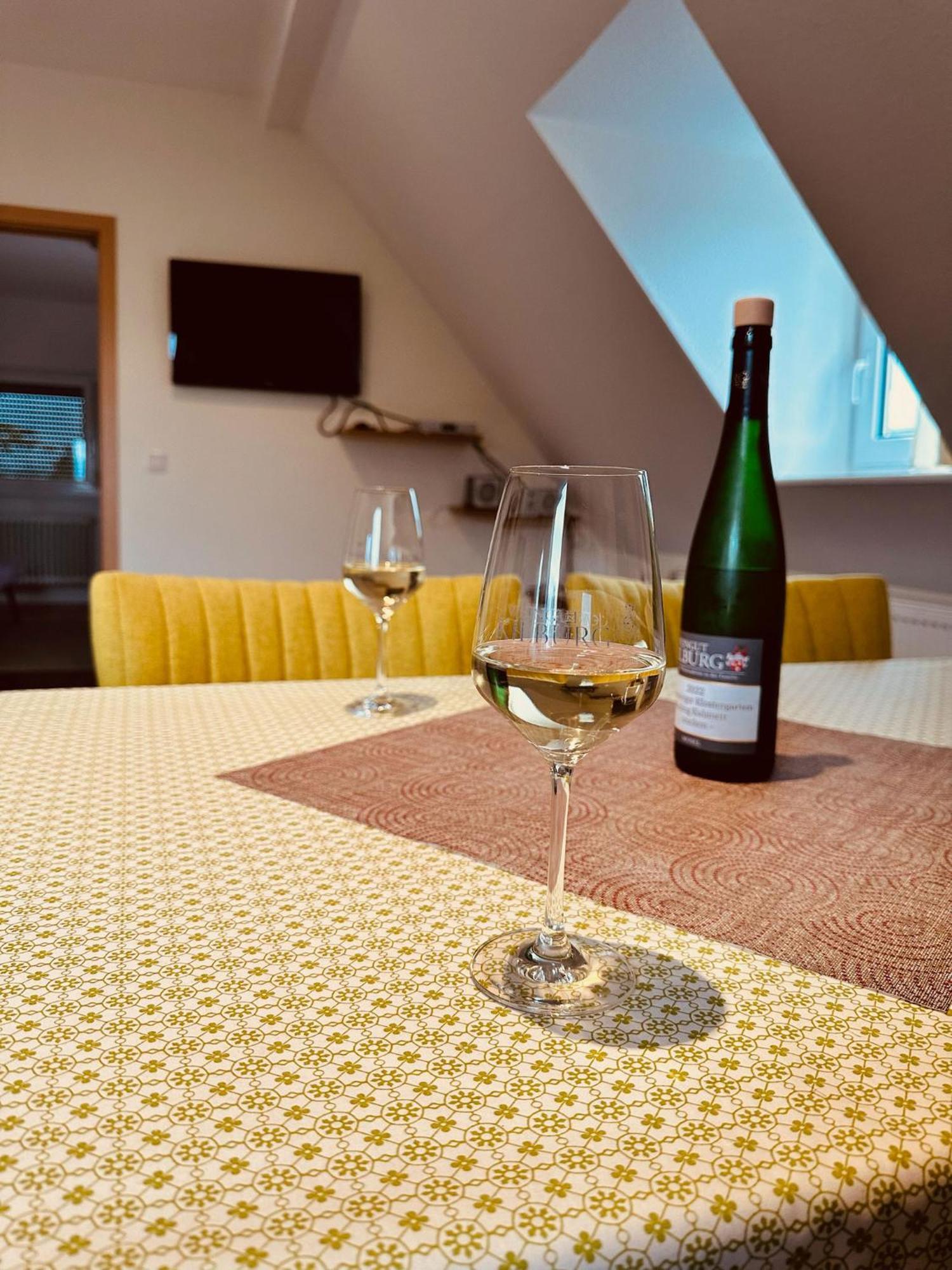 Ferienwohnungen Weingut Kilburg Brauneberg Værelse billede